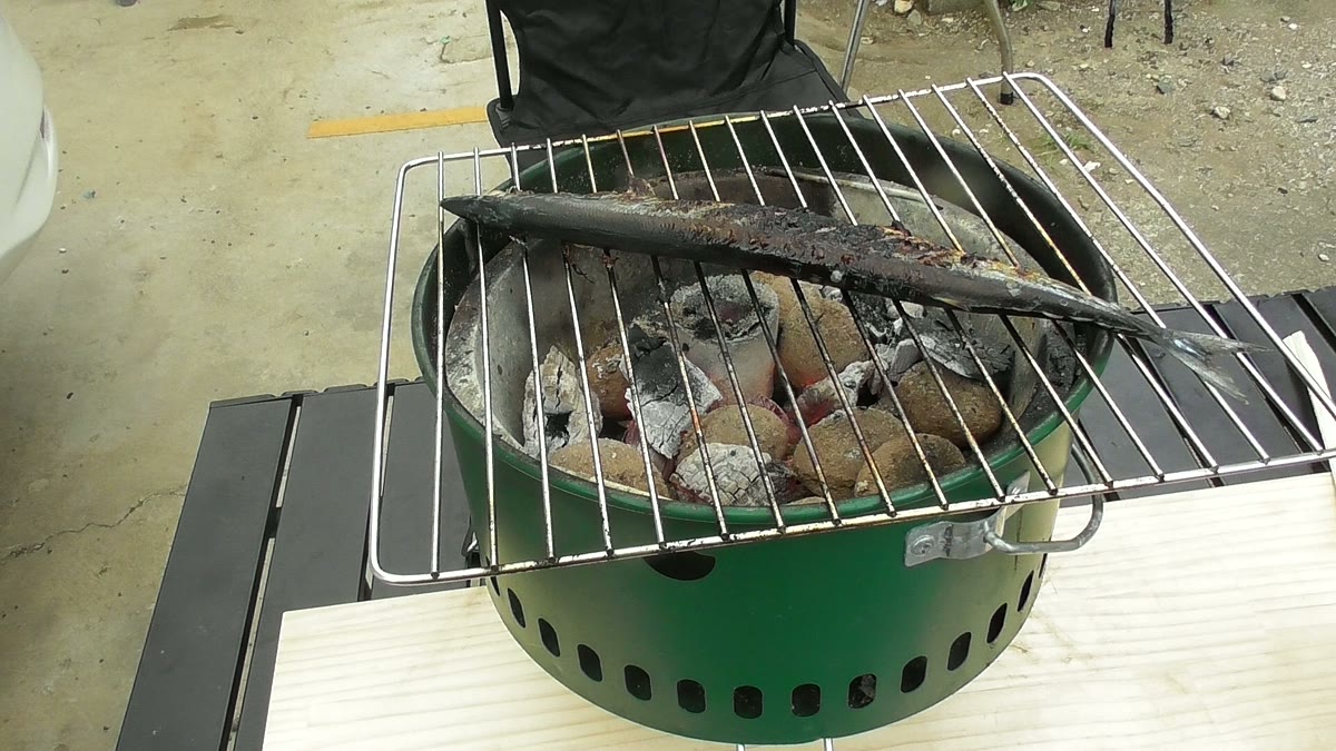 焼けていく秋刀魚