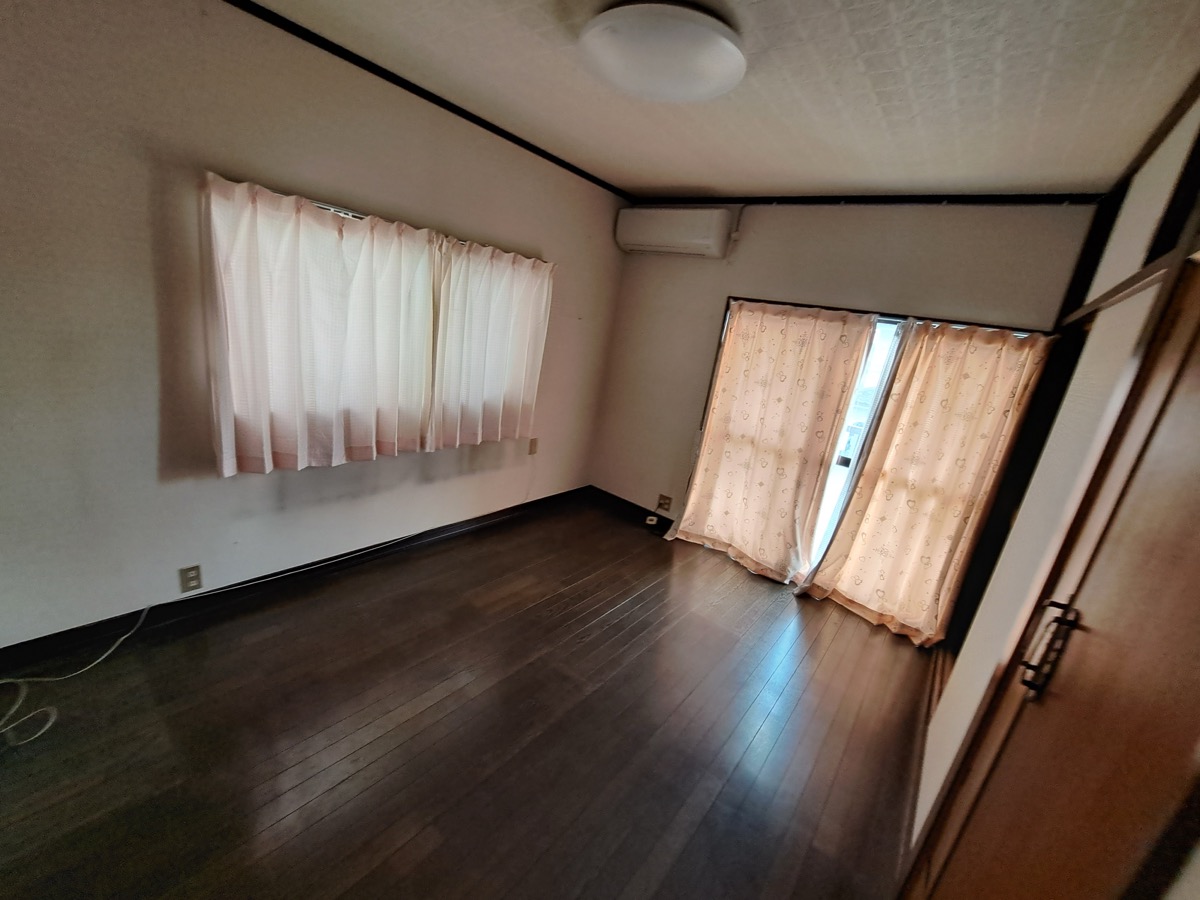 購入直後の子ども部屋2
